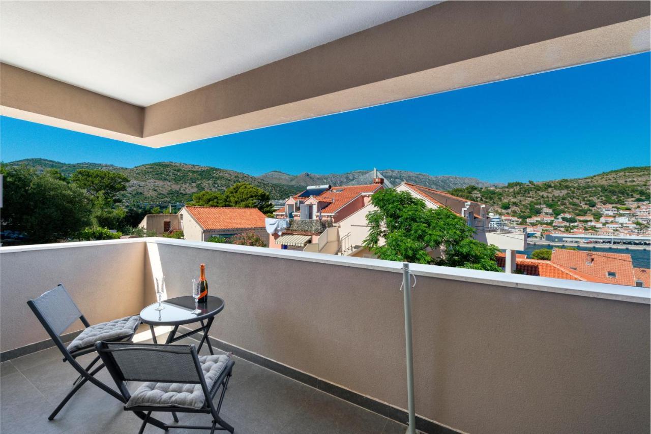 Oyo Deluxe Apartments Dubrovnik Exterior foto